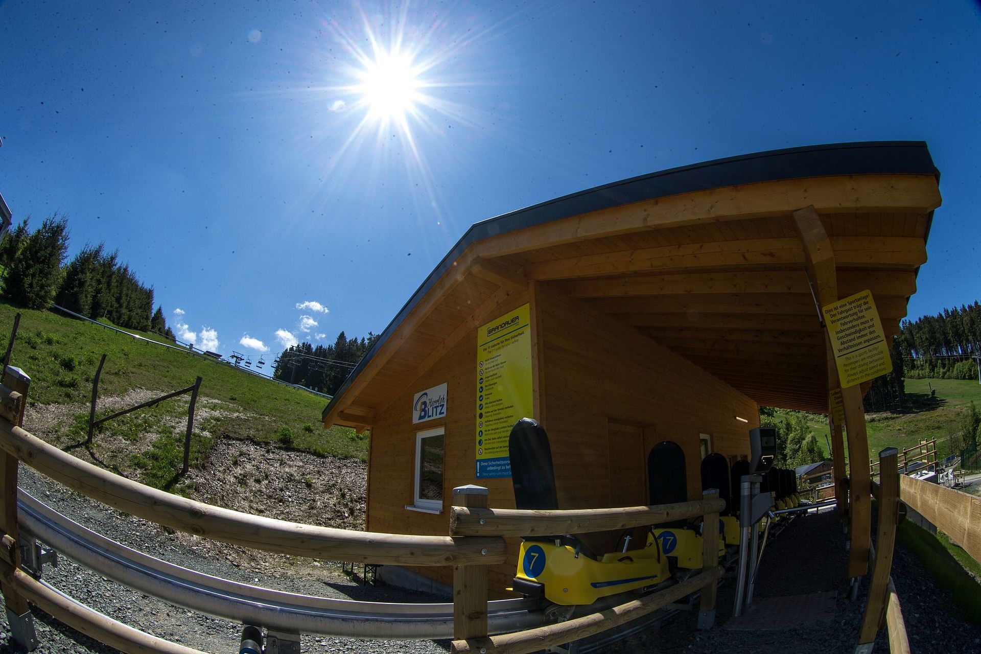 Herrloh Blitz Skiliftkarussell Winterberg Sommer